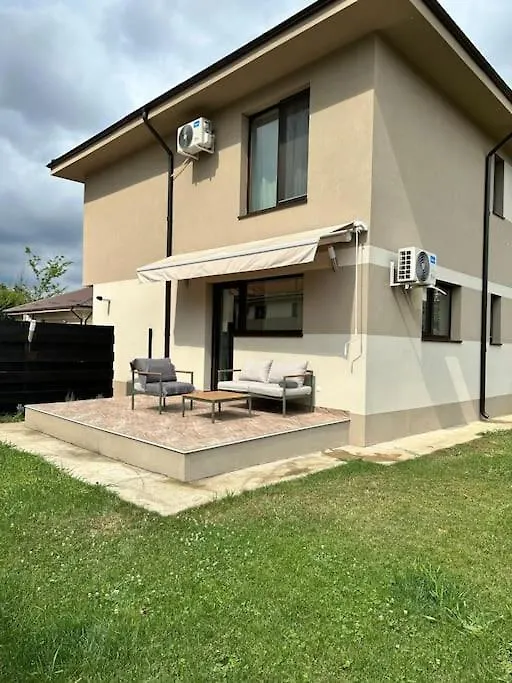 Cozy 3-Bedroom Villa Near Therme Bucharest Corbeanca Romania