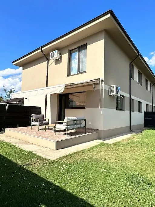 Cozy 3-Bedroom Villa Near Therme Bucharest Corbeanca 0*,
